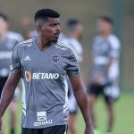 Athletico-PR ganha concorrência do Grêmio por Jemerson; Atlético mantém posição