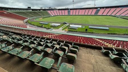 Estádio do clássico pode ter nome mudado para homenagear craque brasileiro
