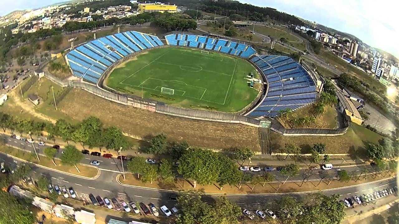 Punido pela FIFA, Ipatinga ainda tenta viabilizar participação no Módulo 2 do Mineiro