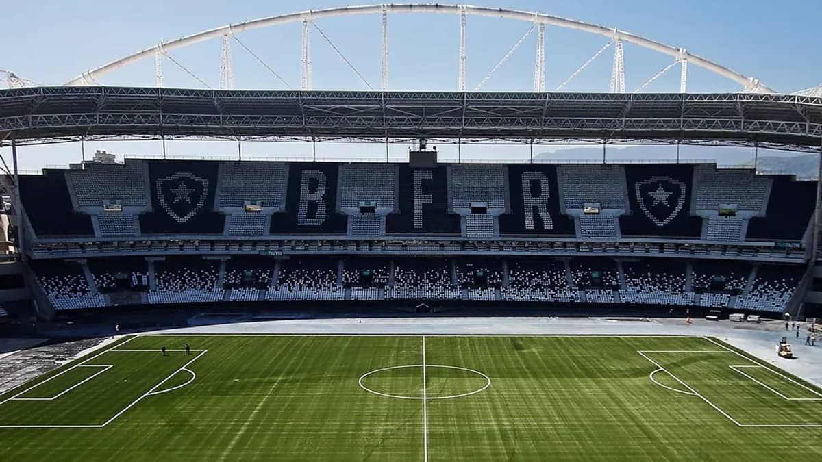 Família autoriza e Botafogo seguirá usando a marca Nilton Santos