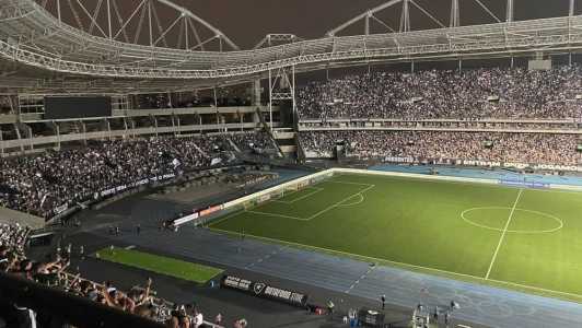 Estádio Nilton Santos teve queda de energia elétrica durante Botafogo x Athletico-PR