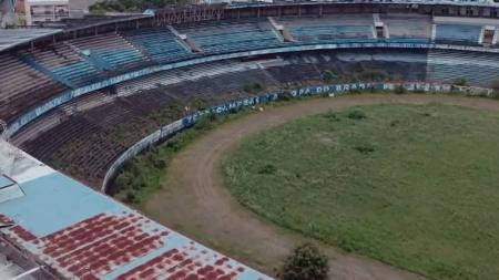 Estádio Olímpico Monumental está abandonado desde 2013