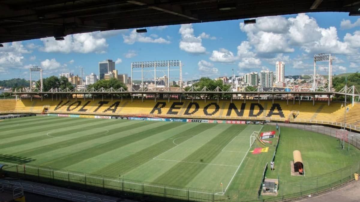 CBF confirma Fluminense x Atlético em Volta Redonda