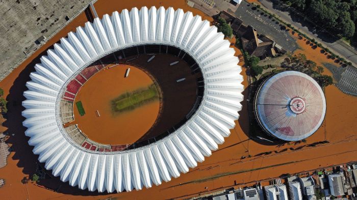 Acessos ao estádio Beira-Rio e ao Gigantinho, ambos do Inter, estão bloqueados