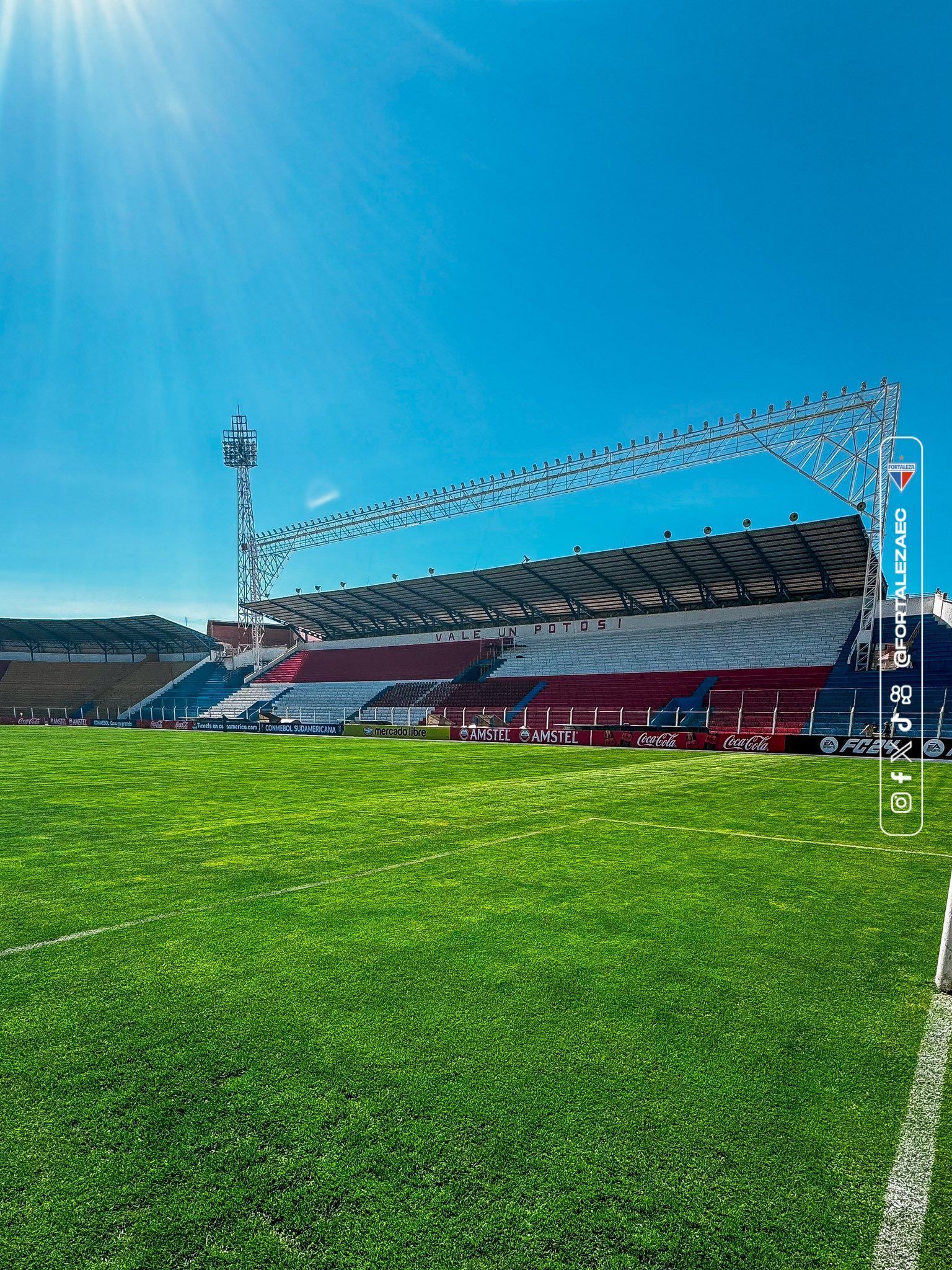 Escalação do Fortaleza: Vojvoda monta time modificado para jogar na altitude