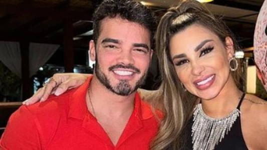 Fábio Gontijo e Jenny estão juntos desde o ano passado