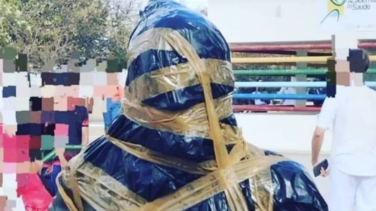 Estátua em homenagem a Daniel Alves é vandalizada no interior da Bahia