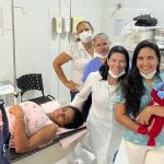 Criança nasce no rio São Francisco, e mãe é internada após seguir travessia