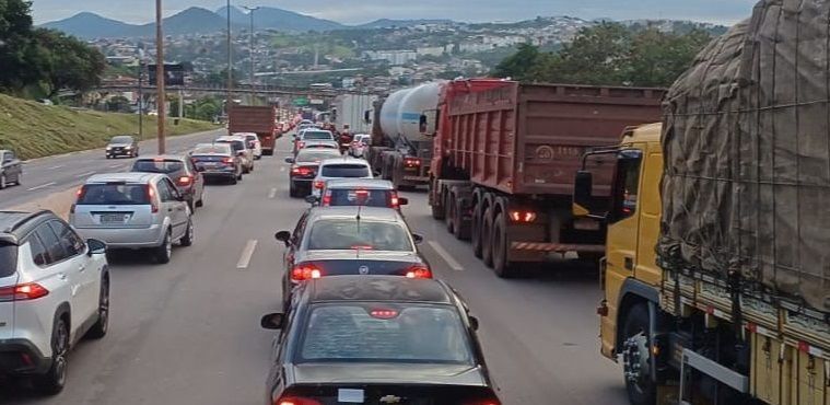 PRF: Operação Ano Novo tem 56 mortes e 725 acidentes nas estradas federais