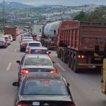 Feriado de Natal e Réveillon: BR-381 tem congestionamento quilométrico neste sábado