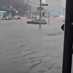 Vídeo: tempestade alaga ruas de Nova York; metrô e aeroporto são afetados