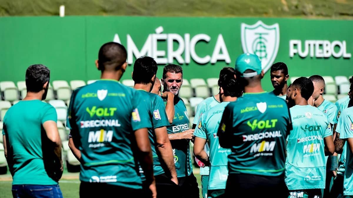 América x Peñarol: acompanhe o duelo da Sul-Americana na Itatiaia 