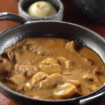 Estrogonofe de carne especial e simples é receita perfeita para férias