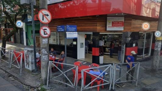Estudantes de BH pretendem passar 48 horas no Rei do Pastel; eles vão usar o banheiro do Pátio Savassi