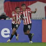 Libertadores: Estudiantes goleia Universidad de Chile e lidera chave do Botafogo