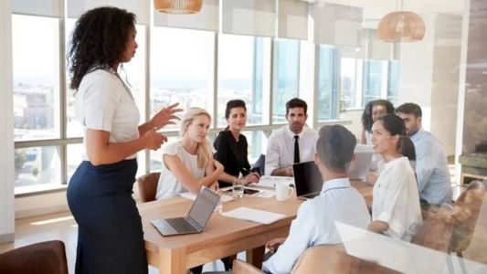 Estudo aponta que desaceleração econômica agrava disparidade entre homens e mulheres no mercado de trabalho