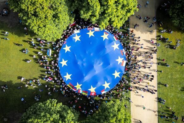 Ciro Dias Reis | Europa é lenta para reagir ao cenário global de poder e influência