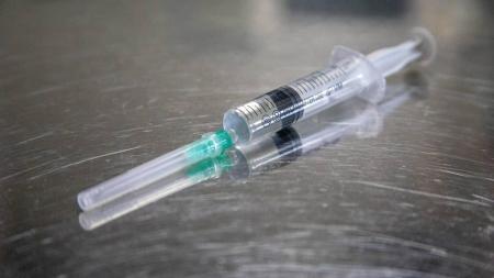 EUA aprova primeira vacina contra bronquiolite do mundo