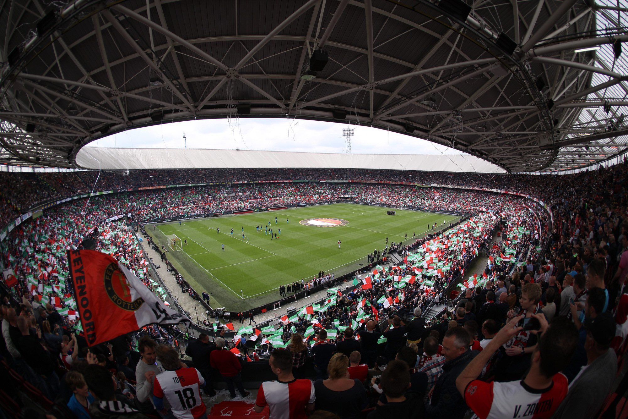 Feyenoord x Milan: horário e onde assistir ao vivo pela Champions League