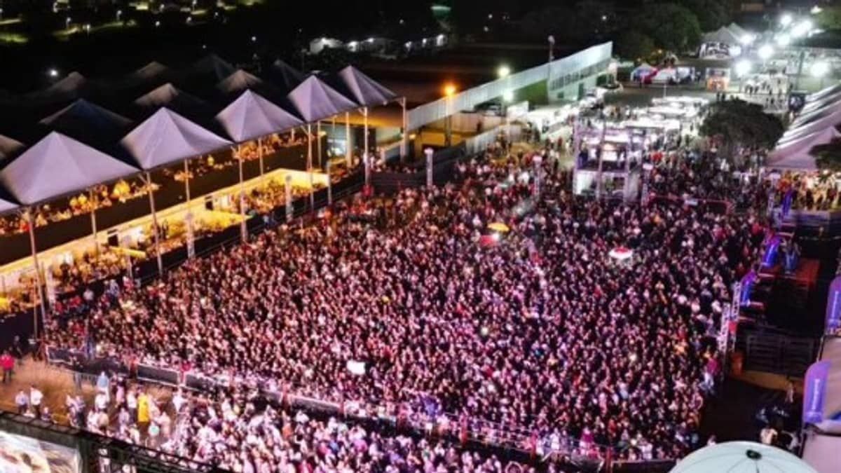 Policial penal é preso após sacar arma e ferir duas pessoas durante show de Israel e Rodolffo em Minas; vídeo