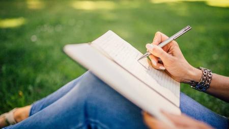 Evento conta com venda de livros por preços acessíveis