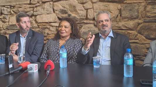 Evento contou com a presença do Prefeito Celso Cota e da Ministra da Cultura