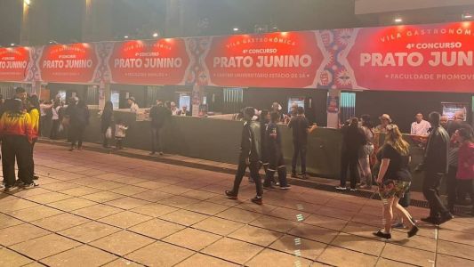 A festa conta com a Vila Gastronômica, local destinado para alimentação