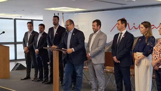 Evento na Cidade Administrativa serviu, também, para oficializar a concessão de novo lote rodoviário