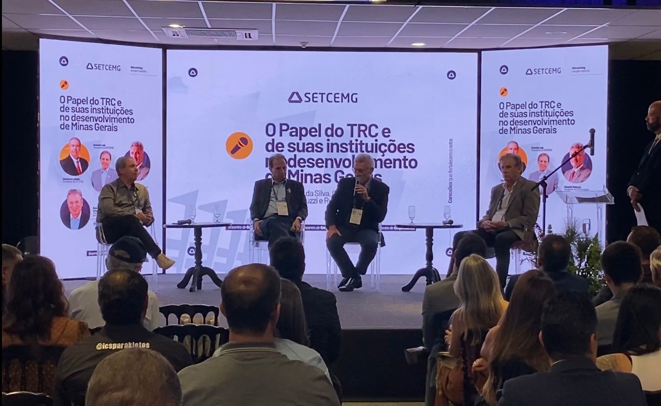 Empresários e autoridades discutem desafios e oportunidades do setor de transportes
