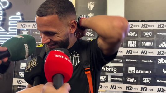 Everson, goleiro do Atlético, em zona mista na Arena MRV