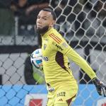 Everson vê Atlético vivo na Libertadores e projeta batalhas fora de casa