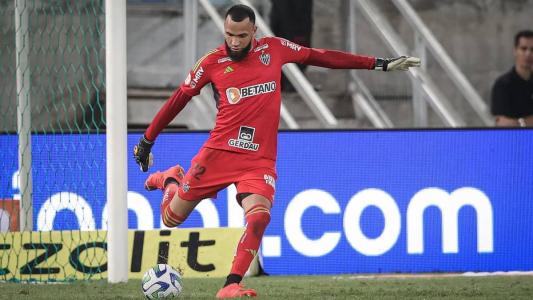 Everson completou 180 jogos pelo Atlético nesta quarta-feira (10)