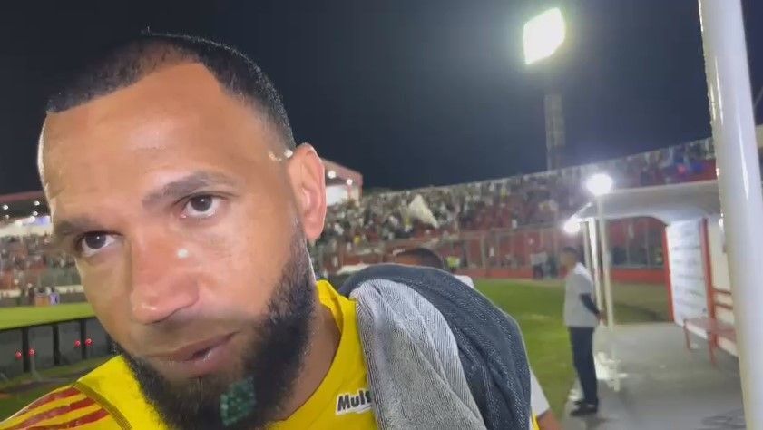 Atlético: Everson diz que gramado interferiu em derrota e vê 'bobeiras' defensivas