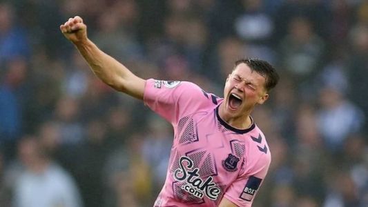 Everton goleou o Brighton e saiu da zona de rebaixamento no Campeonato Inglês