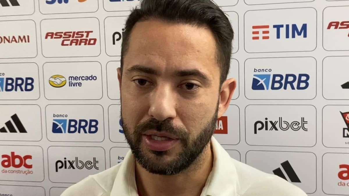 Capitão fala sobre individualidades no Flamengo e afasta crise: 'Não abala'