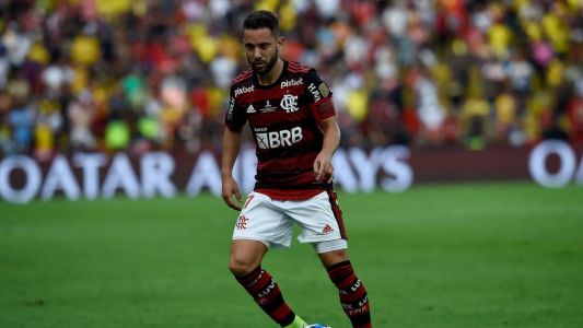 Everton Ribeiro em ação pelo Flamengo
