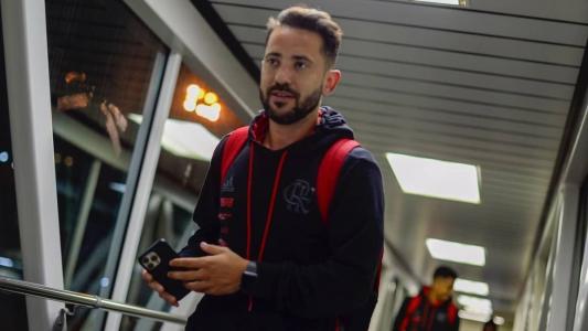 Everton Ribeiro está confirmado entre os titulares do Flamengo