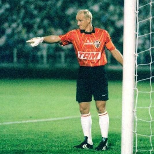 Ídolos do Atlético relembram 'guerra' de 1995 contra o Rosario Central