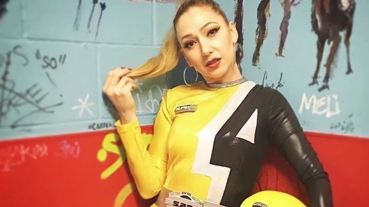 Atriz de Power Rangers, Monica May, abre conta no OnlyFans
