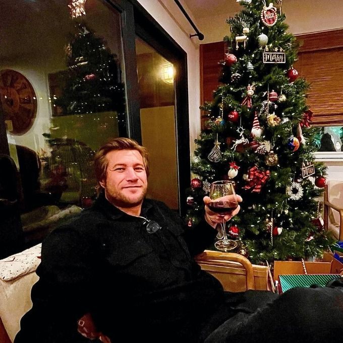 Diego Alemão envolvido em novo caso de ameaça, após denúncia de funcionários.