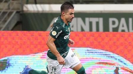 Ex-colegas de time entraram na Justiça contra Willian