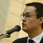 ‘O amigo do Moraes suspendeu minha campanha, mas meu nome estará na urna’, diz Dallagnol