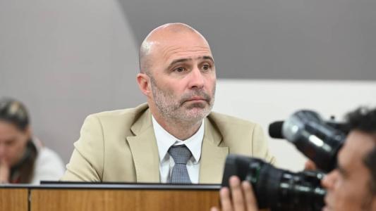 Ex-deputado estadual, Gustavo Valadares foi empossado secretário nesta terça-feira (11)