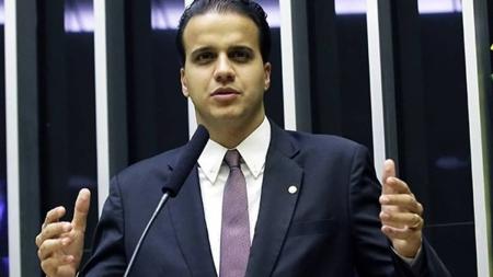 Ex-deputado Lucas Gonzales, do Novo, foi nomeado para cargo na vice-governadoria do governo estadual