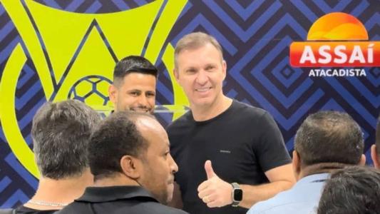 Ex-goleiro esteve em BH para ação da patrocinadora do Campeonato Brasileiro