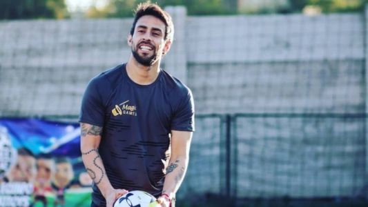 Ex-jogador da Seleção Chilena estava internado desde sexta-feira (12)