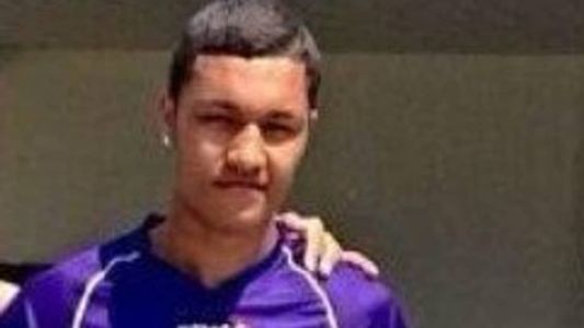 Ex-jogador foi preso ao tentar vender vaso roubado