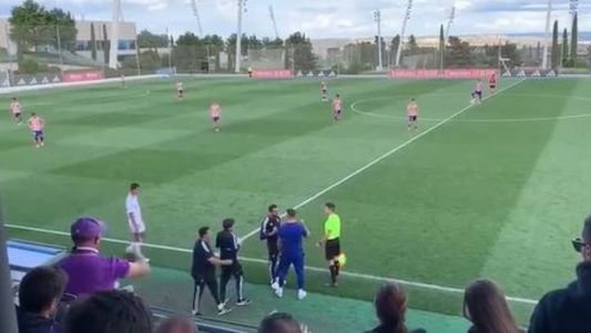 Ex-jogadores se desentenderam durante partida do Sub-19