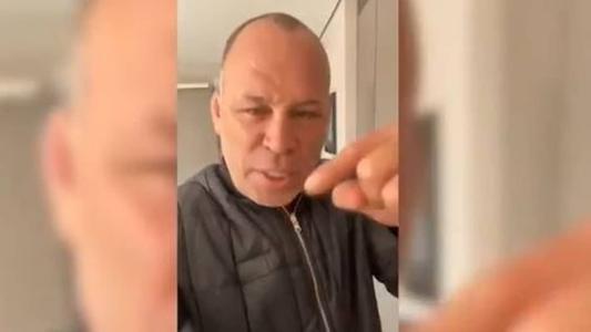 Ex-lutador pede 'pix solidário' para pagar apostas