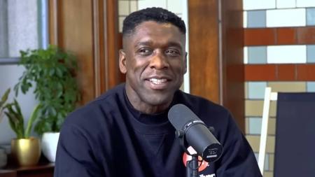 Ex-meia Clarence Seedorf em entrevista para o canal Pitch Side